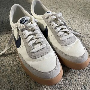 Nike sneakers size 9 used